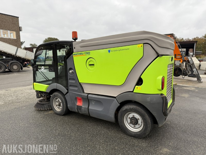 2007 Mathieu Azura Concept feiemaskin – Cummins motor, funksjonstestet - Matériel de chantier: photos 3 2007 Mathieu Azura Concept feiemaskin – Cummins motor, funksjonstestet - Matériel de chantier: photos 3