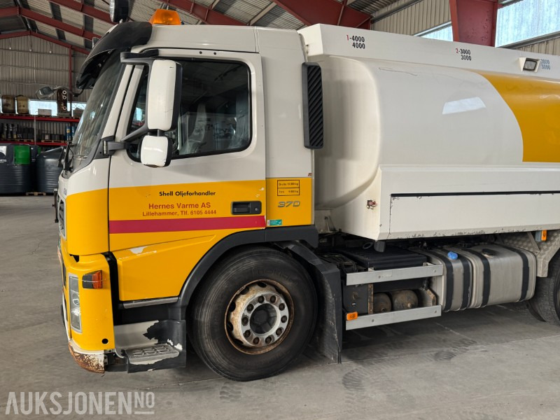 Camion citerne 2010 Volvo FM 370 tankbil med 12000 liters tank: photos 7