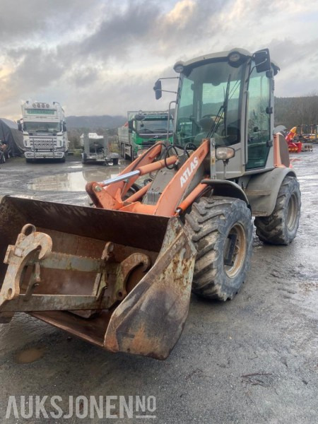 2011 Atlas AR65 hjullaster med doble hjul foran som gir meget god flyteevne - Chargeuse sur pneus: photos 1 2011 Atlas AR65 hjullaster med doble hjul foran som gir meget god flyteevne - Chargeuse sur pneus: photos 1