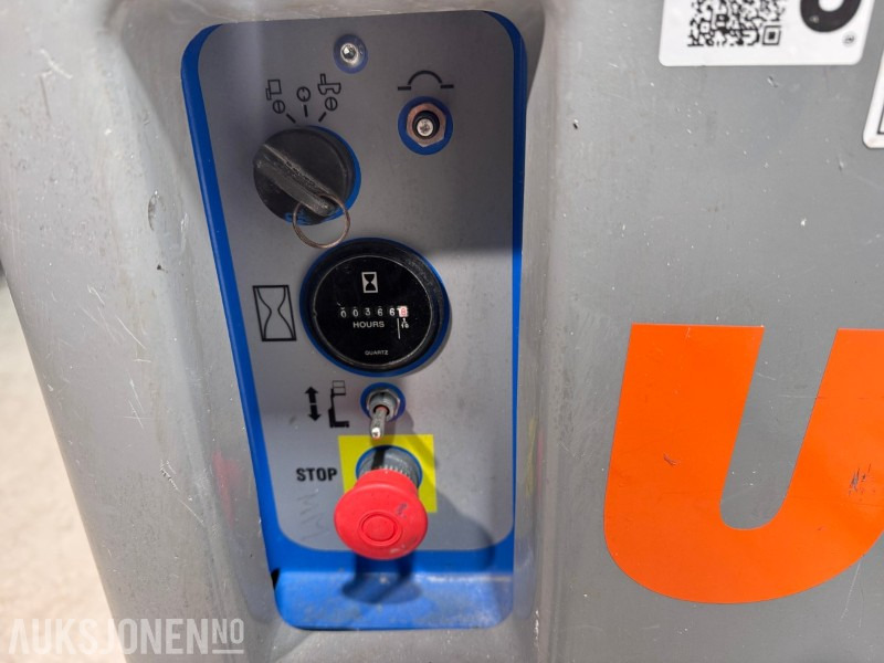 2011 Genie GRC-12 - 5,5m mastelift - Nacelle: photos 5 2011 Genie GRC-12 - 5,5m mastelift - Nacelle: photos 5