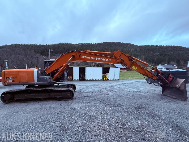 2011 Hitachi ZX210 LC-3 beltegraver KUN 8475 timer - GPS, RT80 Rototilt, Sentralsmøring - Pelle: photos 3 2011 Hitachi ZX210 LC-3 beltegraver KUN 8475 timer - GPS, RT80 Rototilt, Sentralsmøring - Pelle: photos 3