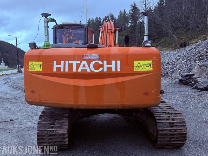 2011 Hitachi ZX210 LC-3 beltegraver KUN 8475 timer - GPS, RT80 Rototilt, Sentralsmøring - Pelle: photos 5 2011 Hitachi ZX210 LC-3 beltegraver KUN 8475 timer - GPS, RT80 Rototilt, Sentralsmøring - Pelle: photos 5