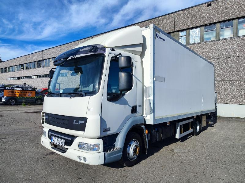 2012 DAF LF 45.180 / Zepro 1500 løftelem / Sidedør på skap - Camion fourgon: photos 1 2012 DAF LF 45.180 / Zepro 1500 løftelem / Sidedør på skap - Camion fourgon: photos 1