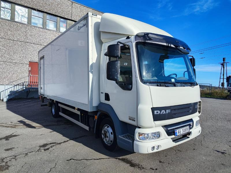 2012 DAF LF 45.180 / Zepro 1500 løftelem / Sidedør på skap - Camion fourgon: photos 5 2012 DAF LF 45.180 / Zepro 1500 løftelem / Sidedør på skap - Camion fourgon: photos 5