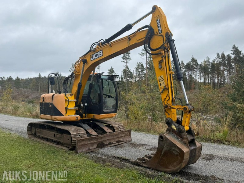 2012 JCB JZ140LCD Gravemaskin m/ Gjerstad Graveskuff - Pelle: photos 4 2012 JCB JZ140LCD Gravemaskin m/ Gjerstad Graveskuff - Pelle: photos 4