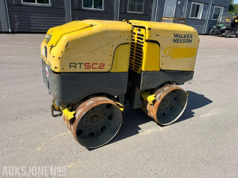 2013 Wacker Neuson RTSC 2 fjernstyrt grøftevals - Compacteur: photos 1 2013 Wacker Neuson RTSC 2 fjernstyrt grøftevals - Compacteur: photos 1