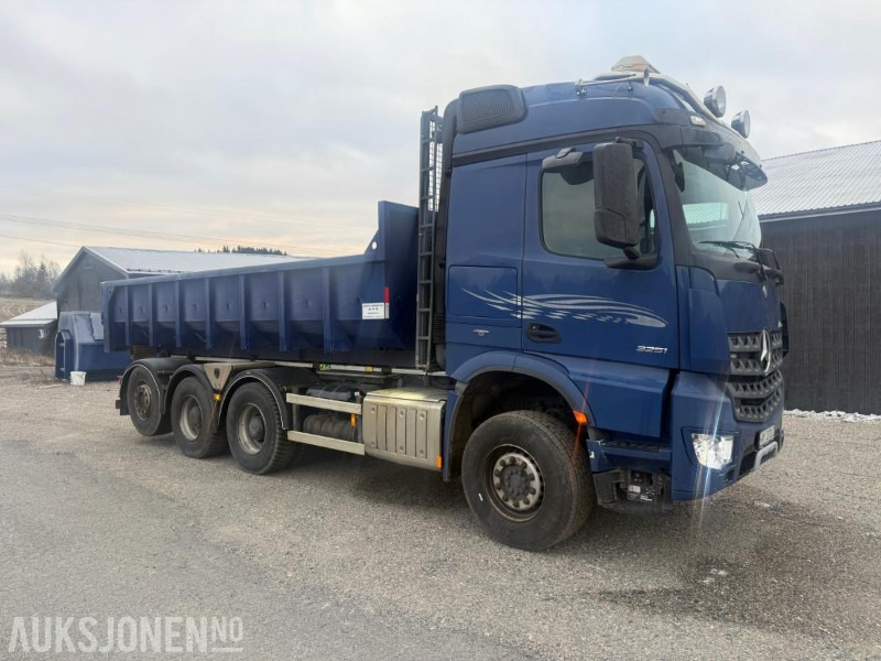 2014 Mercedes-Benz Arocs KROKBIL M/DUMPERKASSE EURO 6 SERVICEHISTORIKK NYLIG EU-GODKJENT 510HK - Camion ampliroll: photos 2 2014 Mercedes-Benz Arocs KROKBIL M/DUMPERKASSE EURO 6 SERVICEHISTORIKK NYLIG EU-GODKJENT 510HK - Camion ampliroll: photos 2