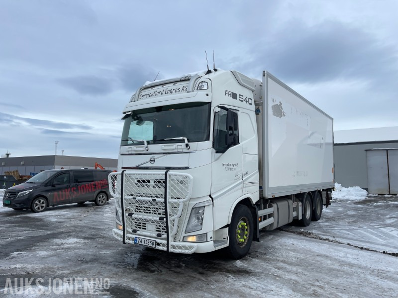 Camion fourgon 2014 Volvo FH 540 6x4 Thermobil: photos 1