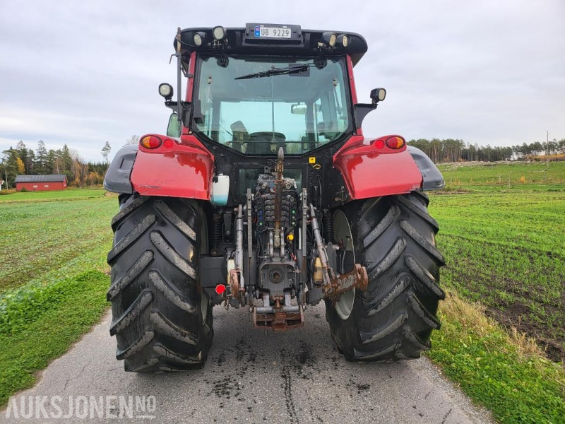 2015 Valtra N163 - Traktor med frontlaster - Tracteur agricole: photos 3 2015 Valtra N163 - Traktor med frontlaster - Tracteur agricole: photos 3