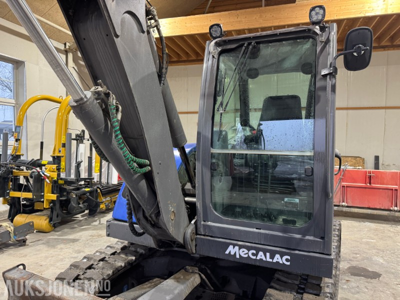 Mini pelle 2016 Mecalac 8MCR-T4 gravemaskin: photos 12 Mini pelle 2016 Mecalac 8MCR-T4 gravemaskin: photos 12