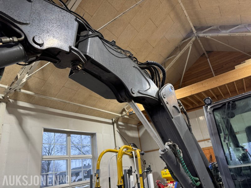 Mini pelle 2016 Mecalac 8MCR-T4 gravemaskin: photos 15 Mini pelle 2016 Mecalac 8MCR-T4 gravemaskin: photos 15