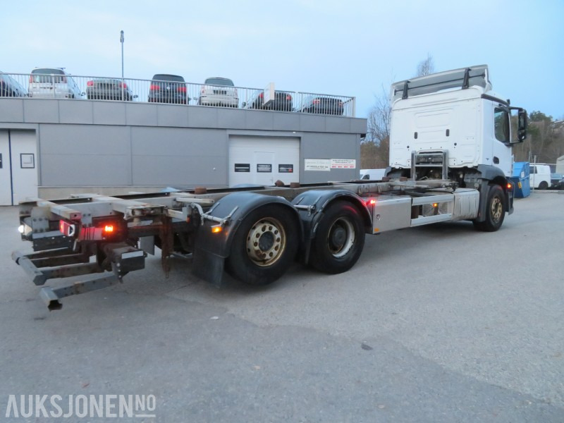 2016 Mercedes-Benz ANTOS 2535, kun 72109 km, automat, multiratt, ryggekamera, - Camion porte-conteneur/ Caisse mobile: photos 4 2016 Mercedes-Benz ANTOS 2535, kun 72109 km, automat, multiratt, ryggekamera, - Camion porte-conteneur/ Caisse mobile: photos 4