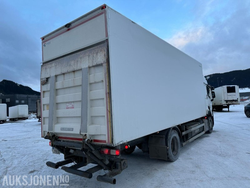 2016 Renault Comfort T380 4x2 – skapbil m/ Bussbygg påbygg & ZEPRO bakløfter - Camion fourgon: photos 4 2016 Renault Comfort T380 4x2 – skapbil m/ Bussbygg påbygg & ZEPRO bakløfter - Camion fourgon: photos 4