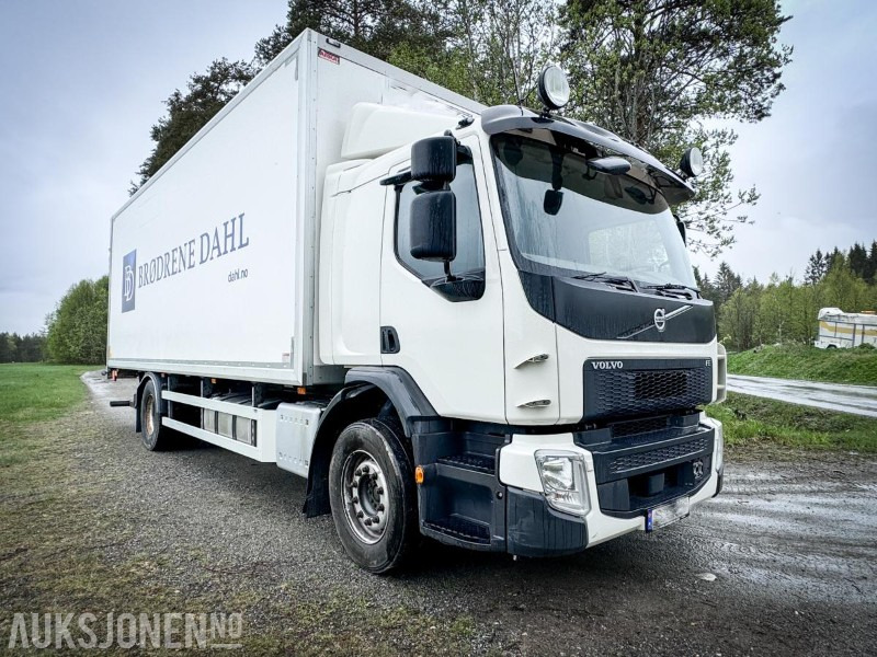 2016 Volvo FE - 320 - Distribusjons lastebil med bakløft - Gått kun 264.000 km - Camion fourgon: photos 3 2016 Volvo FE - 320 - Distribusjons lastebil med bakløft - Gått kun 264.000 km - Camion fourgon: photos 3