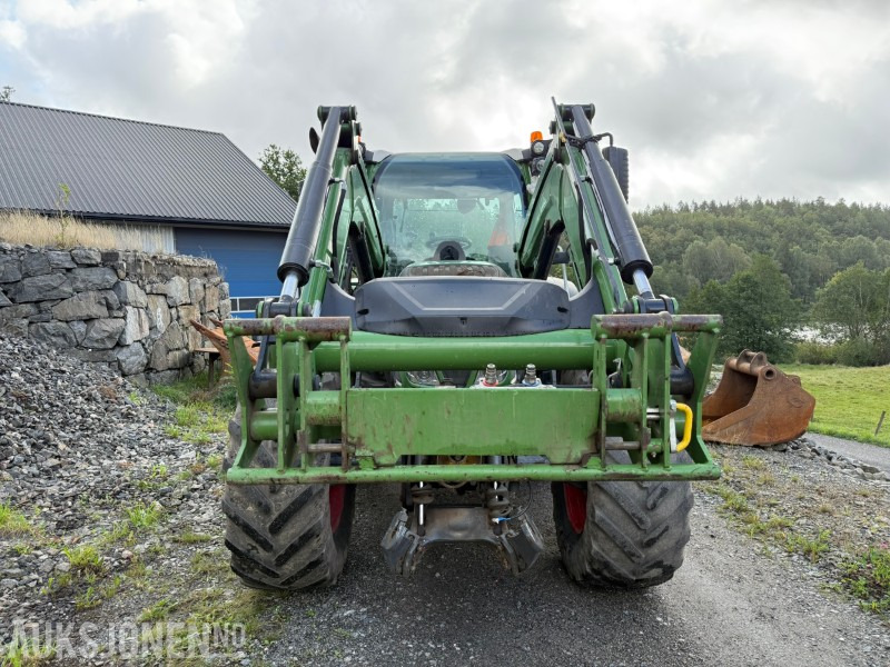 2018 Fendt 516 Vario m/ 2 sett dekk- PTO-FRONTLASTER - Tracteur agricole: photos 2 2018 Fendt 516 Vario m/ 2 sett dekk- PTO-FRONTLASTER - Tracteur agricole: photos 2