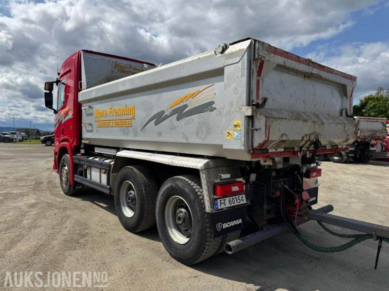 Camion benne 2018 Scania R580 GODT UTSTYRT TIPPBIL MED 3 AKSLET HENGER: photos 15