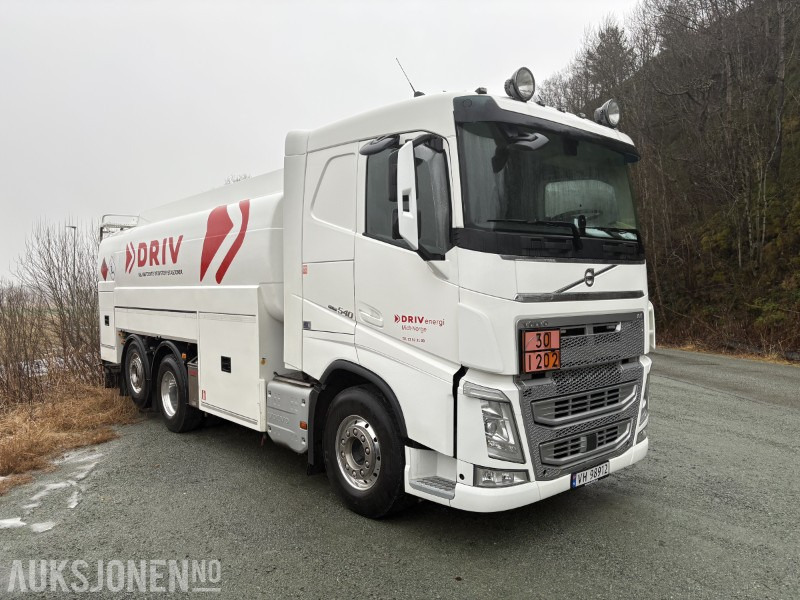 2018 Volvo FH 540 6x2 tankbil - HMK Bilcon - Lav km - Camion citerne: photos 3 2018 Volvo FH 540 6x2 tankbil - HMK Bilcon - Lav km - Camion citerne: photos 3