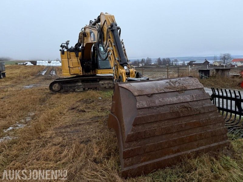 2019 Cat 325L m/Engcon tiltrotator, Gps og 2 skuffer - Pelle: photos 5 2019 Cat 325L m/Engcon tiltrotator, Gps og 2 skuffer - Pelle: photos 5