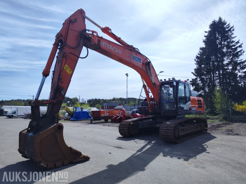 2019 Hitachi Zaxis ZX300LC-6 Beltegraver med graveskuffe - Pelle: photos 1 2019 Hitachi Zaxis ZX300LC-6 Beltegraver med graveskuffe - Pelle: photos 1
