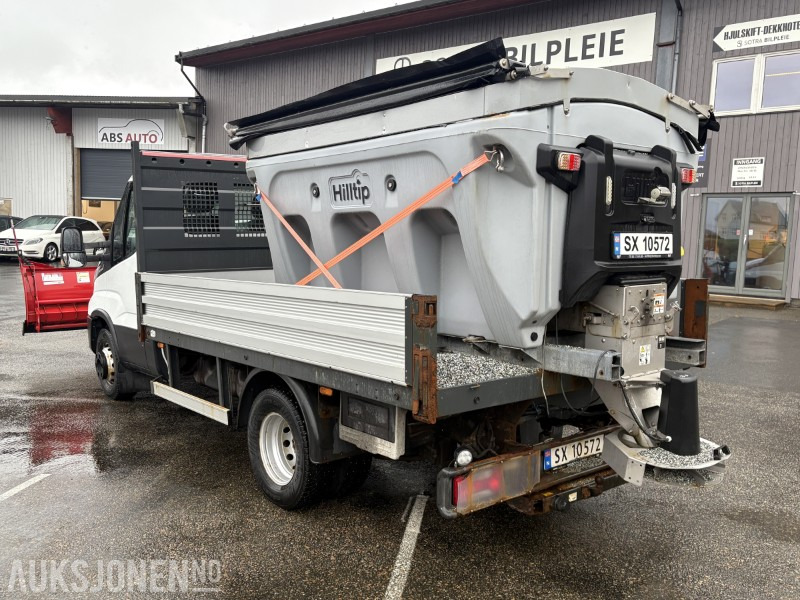 2019 Iveco Daily planbil m/ Hilltip IceStriker og Western Wide-Out brøyteplog - EU godkjent til 04.11.2026 - Camion plateau: photos 4 2019 Iveco Daily planbil m/ Hilltip IceStriker og Western Wide-Out brøyteplog - EU godkjent til 04.11.2026 - Camion plateau: photos 4