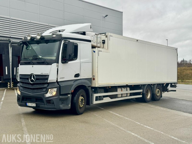 2019 Mercedes-Benz ACTROS 2553L 6X2 - Skapbil - Eu-godkjent til 06/26 - Km: 278353 - Camion fourgon: photos 1 2019 Mercedes-Benz ACTROS 2553L 6X2 - Skapbil - Eu-godkjent til 06/26 - Km: 278353 - Camion fourgon: photos 1