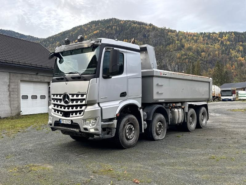 2019 Mercedes-Benz Arocs 3258K 8x4 tippbil - Camion benne: photos 1 2019 Mercedes-Benz Arocs 3258K 8x4 tippbil - Camion benne: photos 1