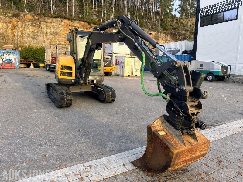 2019 VOLVO ECR50D MINIGRAVER 5 TONN STEELWRIST TILTROTATOR S40 1945 TIMER - Mini pelle: photos 3 2019 VOLVO ECR50D MINIGRAVER 5 TONN STEELWRIST TILTROTATOR S40 1945 TIMER - Mini pelle: photos 3