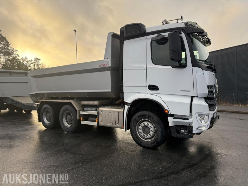 2020 Mercedes-Benz Arocs 2653 DUMPERBIL - GULLAVTALE - LAV KM. - Camion benne: photos 2 2020 Mercedes-Benz Arocs 2653 DUMPERBIL - GULLAVTALE - LAV KM. - Camion benne: photos 2