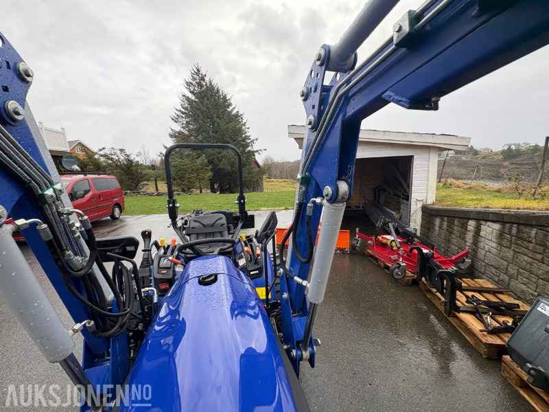 Tracteur agricole 2021 Farmtrac 26H 4WD - KUN 98 timer! - mye tilbehør / ekstra utstyr|: photos 9