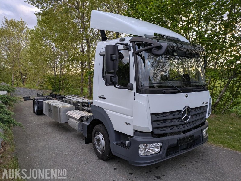 2021 Mercedes-Benz Atego 818 Automat - Châssis cabine: photos 3 2021 Mercedes-Benz Atego 818 Automat - Châssis cabine: photos 3