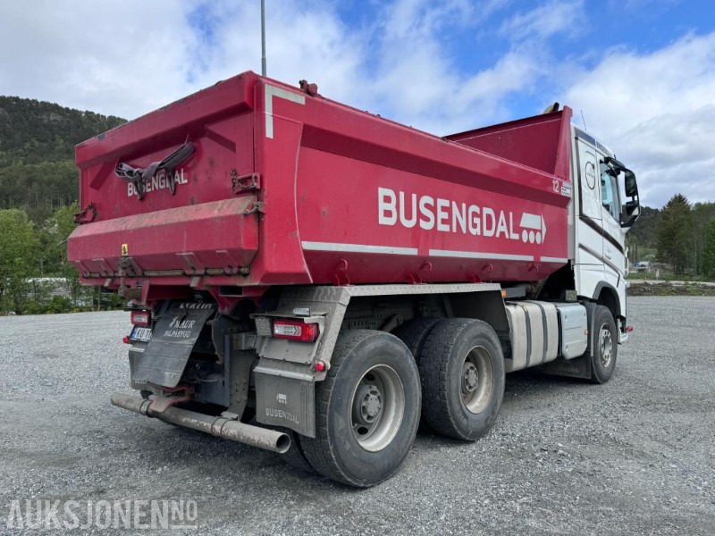 2021 Volvo FH540 - 6x4 - Brøyterigget tippbil - Camion benne: photos 4 2021 Volvo FH540 - 6x4 - Brøyterigget tippbil - Camion benne: photos 4