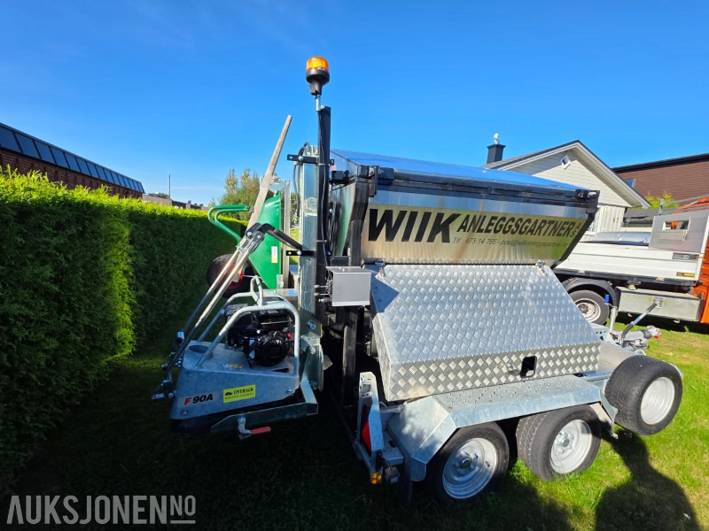 2024 Brian James Trailers A-Type asfalthenger med 2021 Svepac F 90A vibroplate 2.9kW, 2022 Honda EU22i strømaggregat og utstyr - Matériel de chantier: photos 4 2024 Brian James Trailers A-Type asfalthenger med 2021 Svepac F 90A vibroplate 2.9kW, 2022 Honda EU22i strømaggregat og utstyr - Matériel de chantier: photos 4