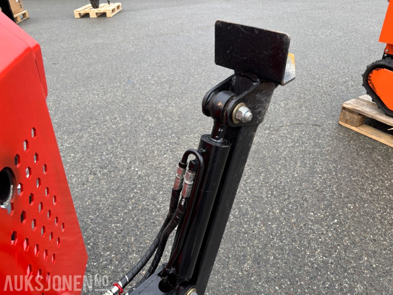 Mini pelle 2025 MINIGRAVER SPIDER 360. 600KG. BRIGGS & STRATTON XR 13.5HK 420cc.: photos 6 Mini pelle 2025 MINIGRAVER SPIDER 360. 600KG. BRIGGS & STRATTON XR 13.5HK 420cc.: photos 6