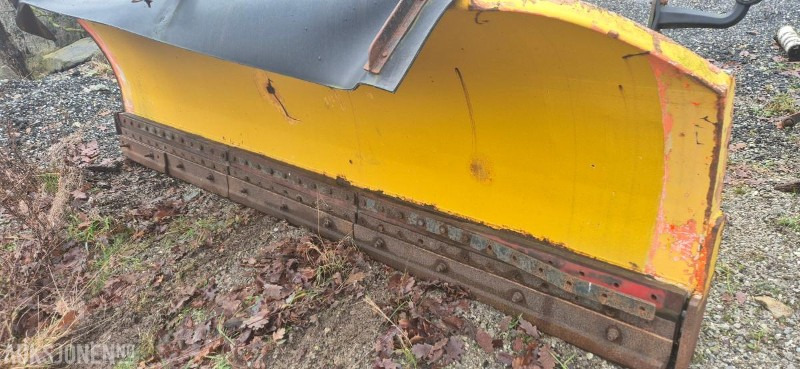 2004 Steinsland KBS 3300 brøyteskjær - Accessoire pour Engins de chantier: photos 4 2004 Steinsland KBS 3300 brøyteskjær - Accessoire pour Engins de chantier: photos 4