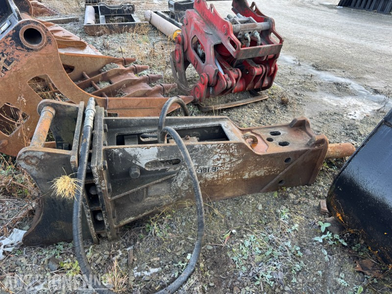 2008 Daemo DMB180 pigghammer med kombi S60 og S70 feste. - Accessoire pour Engins de chantier: photos 3 2008 Daemo DMB180 pigghammer med kombi S60 og S70 feste. - Accessoire pour Engins de chantier: photos 3