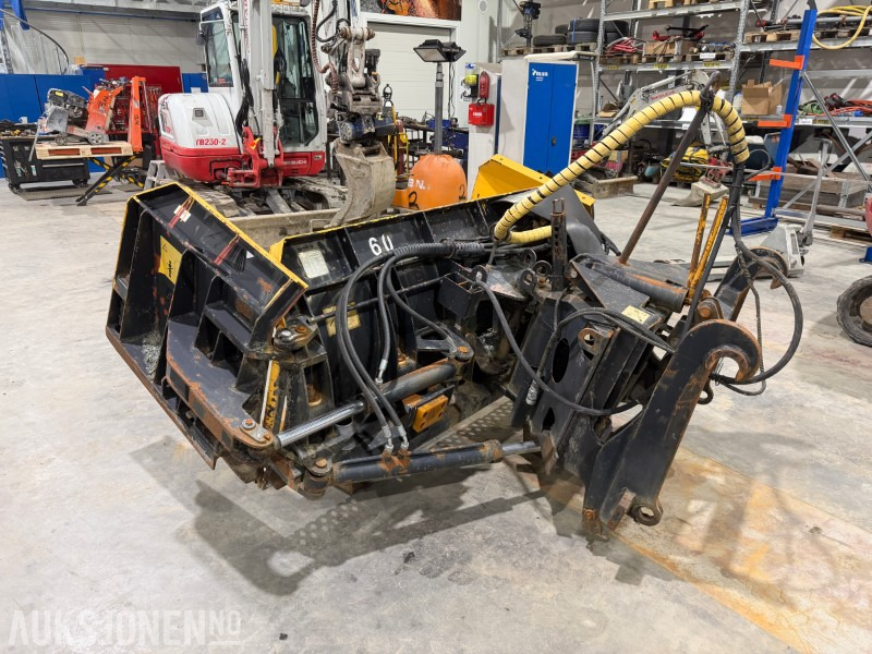 2008 Tellefsdal Klappvnge - klar for nye oppdrag - Accessoire pour Engins de chantier: photos 3 2008 Tellefsdal Klappvnge - klar for nye oppdrag - Accessoire pour Engins de chantier: photos 3