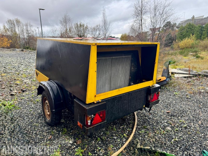 2010 Kaeser M45 – Byggekompressor med 1364 Driftstimer - Accessoire pour Engins de chantier: photos 2 2010 Kaeser M45 – Byggekompressor med 1364 Driftstimer - Accessoire pour Engins de chantier: photos 2