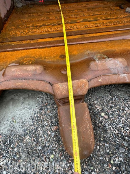 Accessoire pour Engins de chantier 2014 Gjerstad Graveskuff / Lasteskuffe - 4500 L - 4,5 m3 - Nysveiset: photos 19 Accessoire pour Engins de chantier 2014 Gjerstad Graveskuff / Lasteskuffe - 4500 L - 4,5 m3 - Nysveiset: photos 19