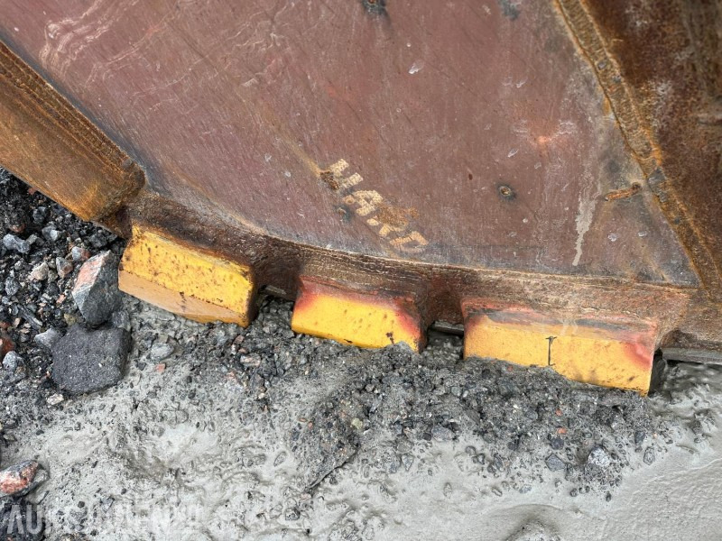 Accessoire pour Engins de chantier 2014 Gjerstad Graveskuff / Lasteskuffe - 4500 L - 4,5 m3 - Nysveiset: photos 15 Accessoire pour Engins de chantier 2014 Gjerstad Graveskuff / Lasteskuffe - 4500 L - 4,5 m3 - Nysveiset: photos 15