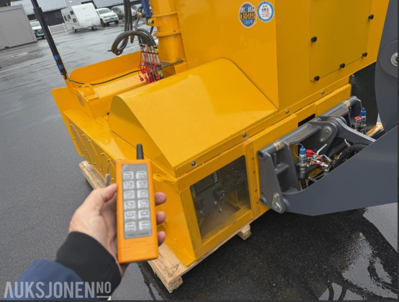 2025 SNØFRES MED MOTOR. 1896kg. 56kw 2320mm - Accessoire pour Engins de chantier: photos 3 2025 SNØFRES MED MOTOR. 1896kg. 56kw 2320mm - Accessoire pour Engins de chantier: photos 3