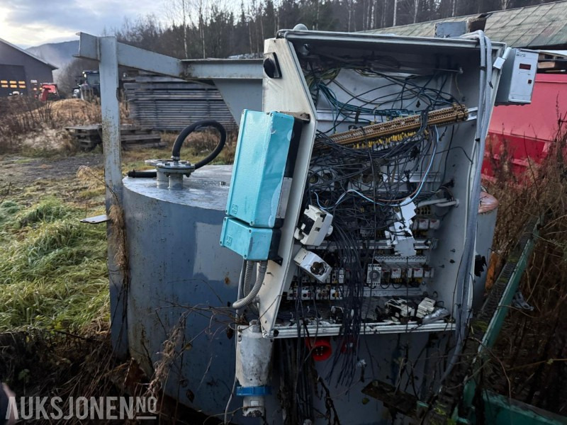 Betongblander av solid konstruksjon - Accessoire pour Engins de chantier: photos 2 Betongblander av solid konstruksjon - Accessoire pour Engins de chantier: photos 2