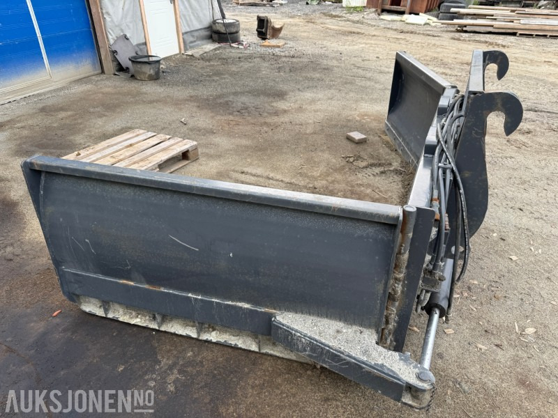 Klappvingeskjær til hjullaster BM feste - Accessoire pour Engins de chantier: photos 4 Klappvingeskjær til hjullaster BM feste - Accessoire pour Engins de chantier: photos 4