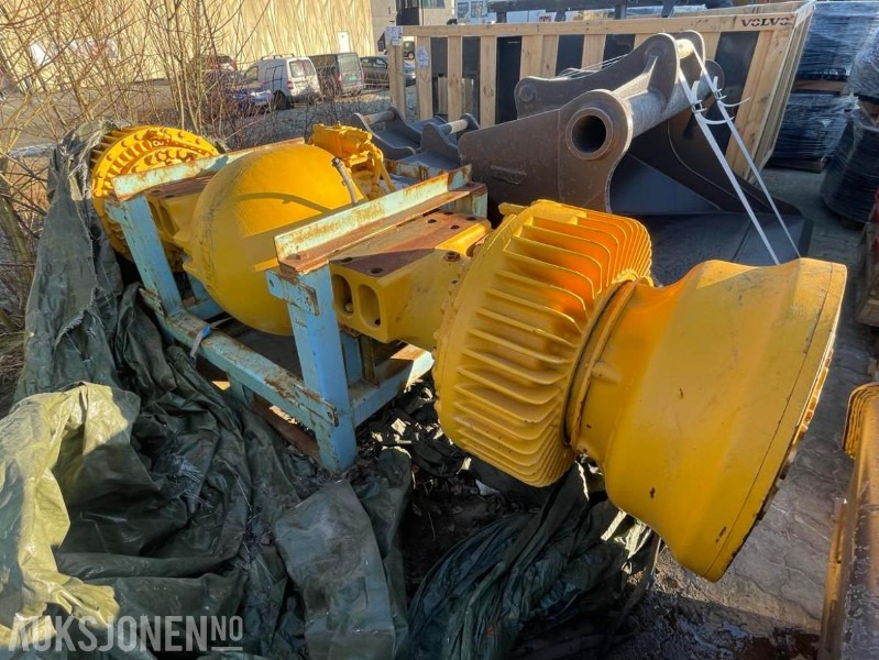 Komplett aksling til L350H hjullaster. - Accessoire pour Engins de chantier: photos 5 Komplett aksling til L350H hjullaster. - Accessoire pour Engins de chantier: photos 5