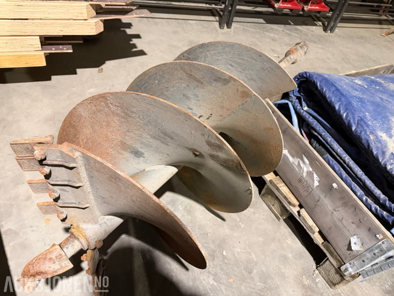 Metallborr - Til CAT kompaktlaster - Accessoire pour Engins de chantier: photos 5 Metallborr - Til CAT kompaktlaster - Accessoire pour Engins de chantier: photos 5