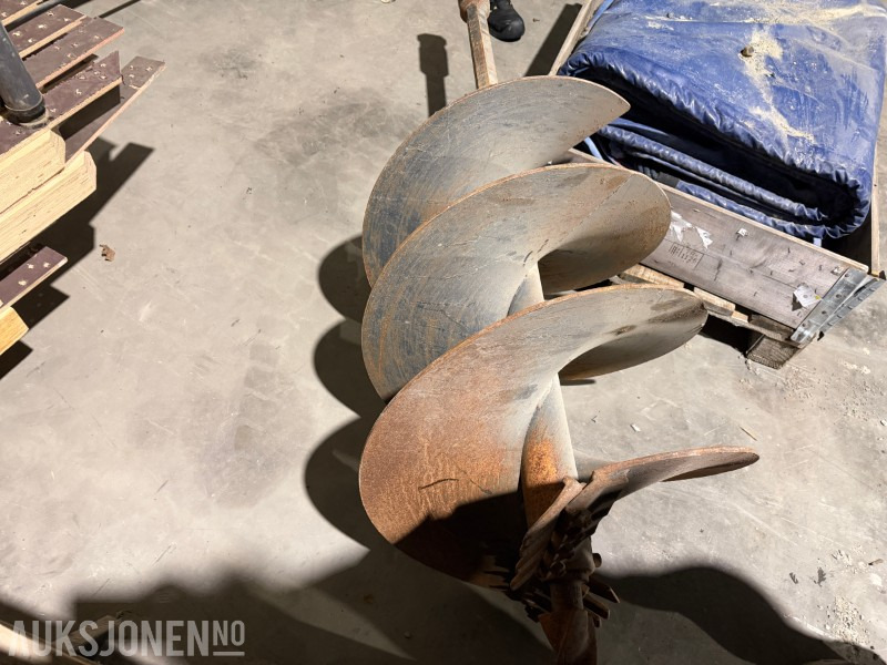 Metallborr - Til CAT kompaktlaster - Accessoire pour Engins de chantier: photos 4 Metallborr - Til CAT kompaktlaster - Accessoire pour Engins de chantier: photos 4