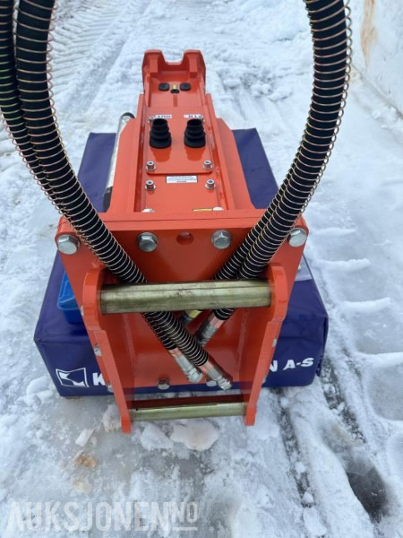 Ny KM 850 Pigghammer CE merket med garanti (s50) - Accessoire pour Engins de chantier: photos 5 Ny KM 850 Pigghammer CE merket med garanti (s50) - Accessoire pour Engins de chantier: photos 5