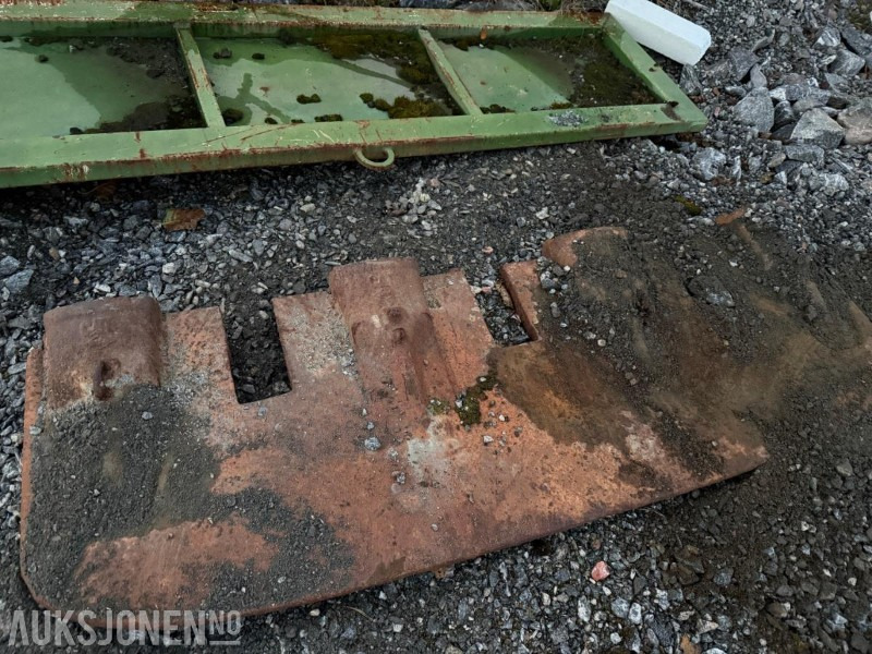 Renskeskjær til 50tonns gravemaskin 200cm bredde - Accessoire pour Engins de chantier: photos 1 Renskeskjær til 50tonns gravemaskin 200cm bredde - Accessoire pour Engins de chantier: photos 1