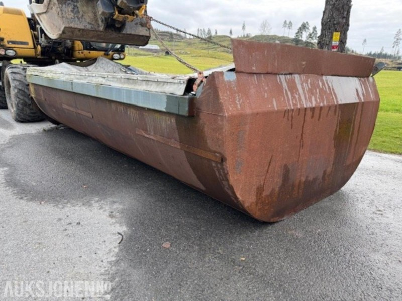 Asfaltbalje - Matériel de chantier: photos 2 Asfaltbalje - Matériel de chantier: photos 2