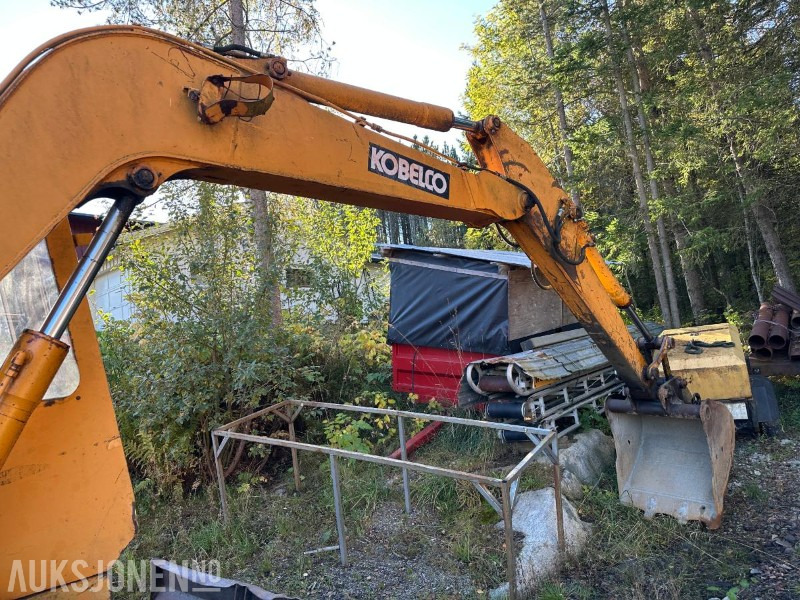 Kobelco k903B gravemaskin - Pelle: photos 5 Kobelco k903B gravemaskin - Pelle: photos 5