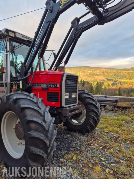 MVA fri 1991 Massey Ferguson 3070- OBS les tekst, mye påkostet ! - Tracteur agricole: photos 3 MVA fri 1991 Massey Ferguson 3070- OBS les tekst, mye påkostet ! - Tracteur agricole: photos 3